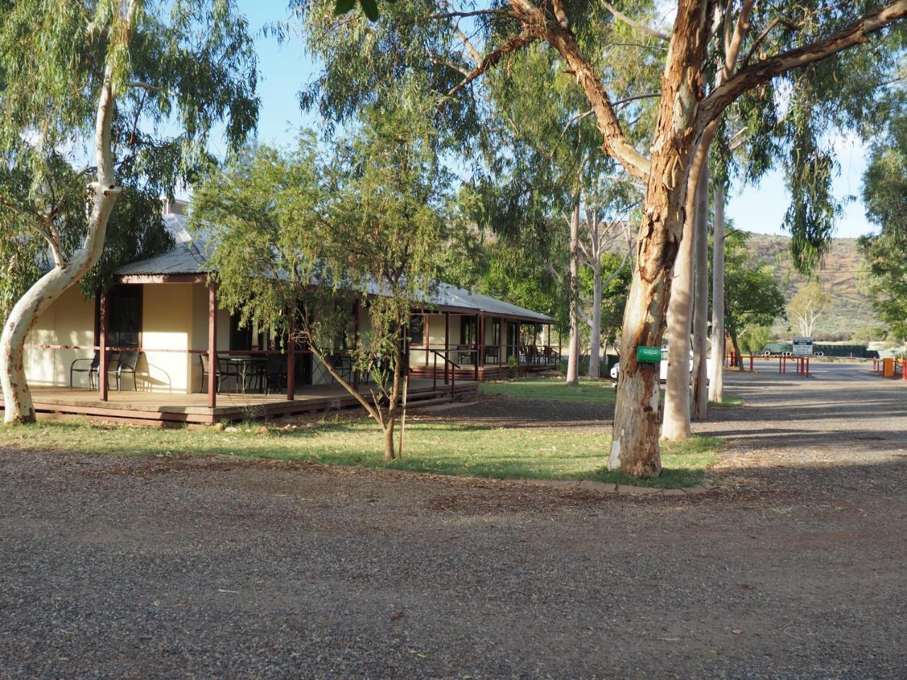 Heritage Caravan Park Alice Springs Extérieur photo